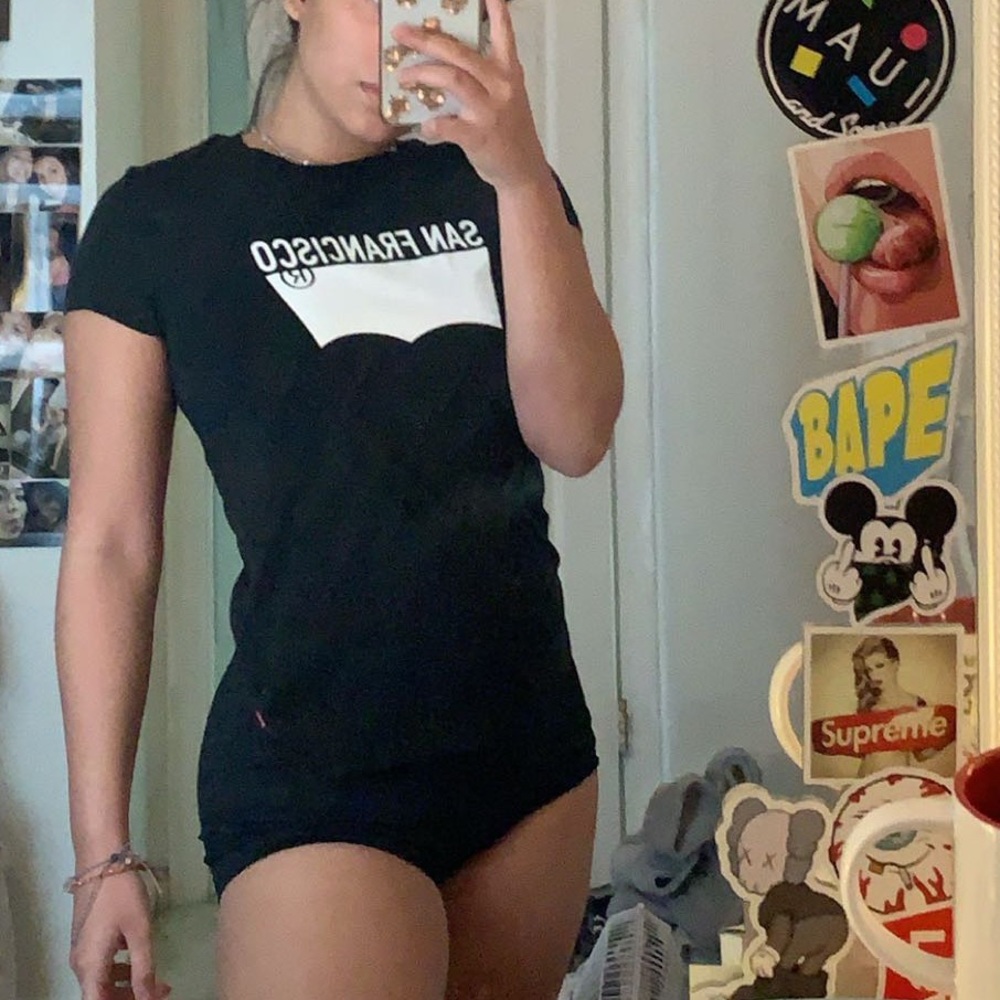 Levi’s Tee